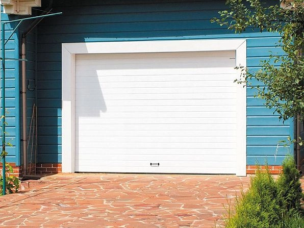 Секционные ворота 2500х2300 мм белые DoorHan rsd02, zheleznodorozhniy.doorhan.ru